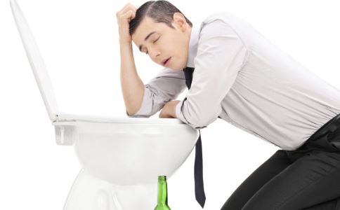 肺脓肿的临床表现 肺脓肿如何进行诊断 肺脓肿临床表现有哪些